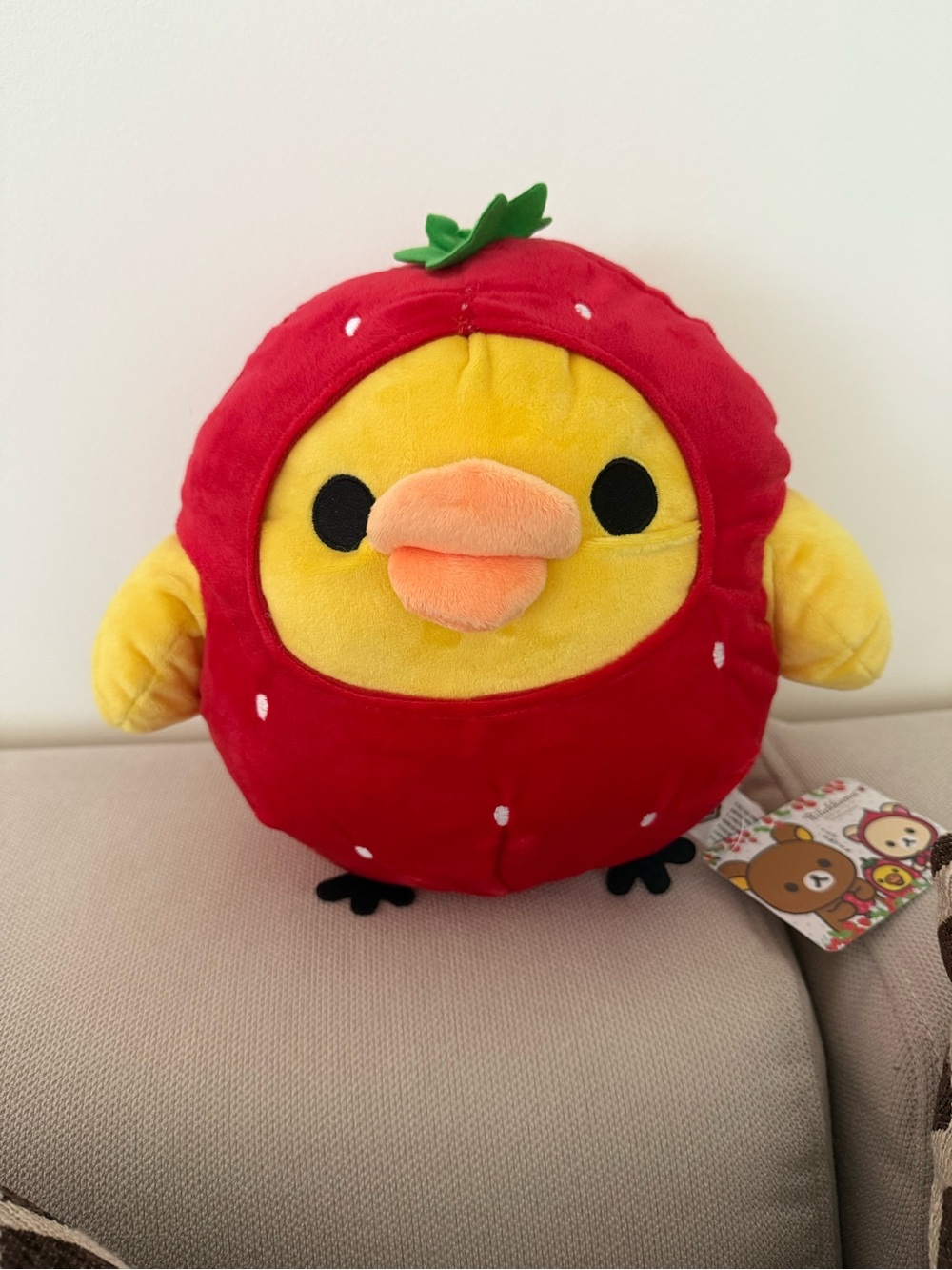 Rilakkuma Strawberry Kiiroitori Plush 9” NWT